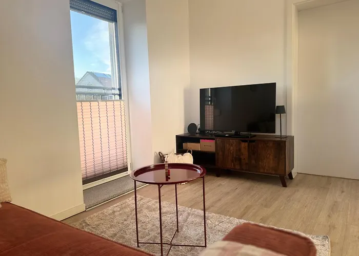 Liya Apartman
