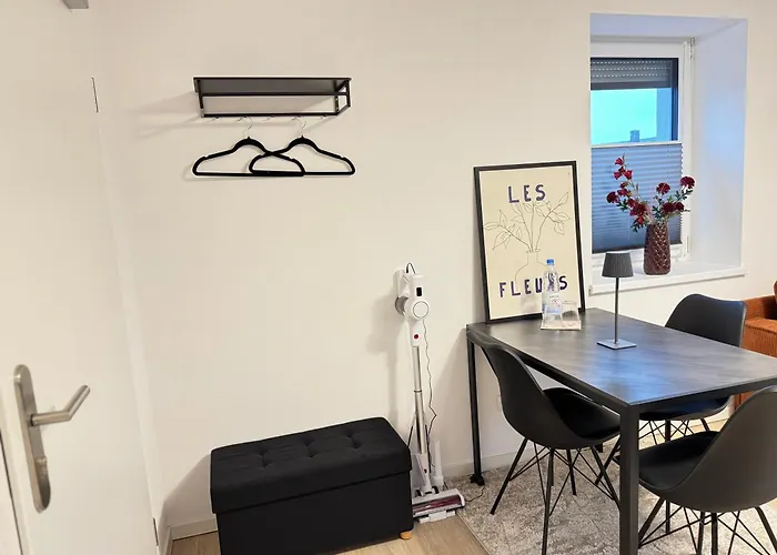 Liya Apartman